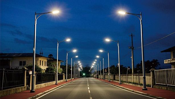 Solar street lights